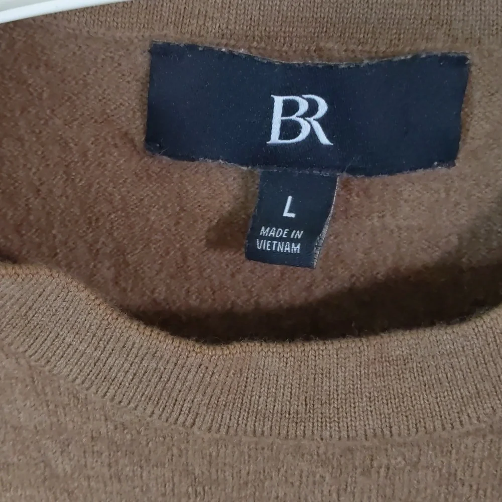 Banana Republic classic crewneck